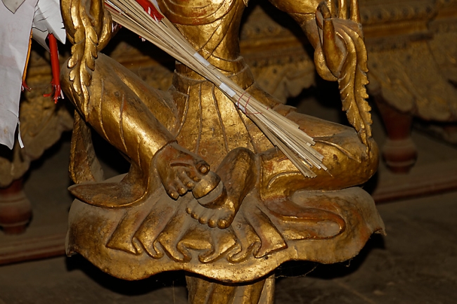 Mandalay-Shwe Inn Bin-073